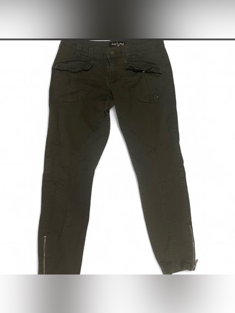 Vintage 2000’s Baby Phat Olive Green Ankle Cargo Pants